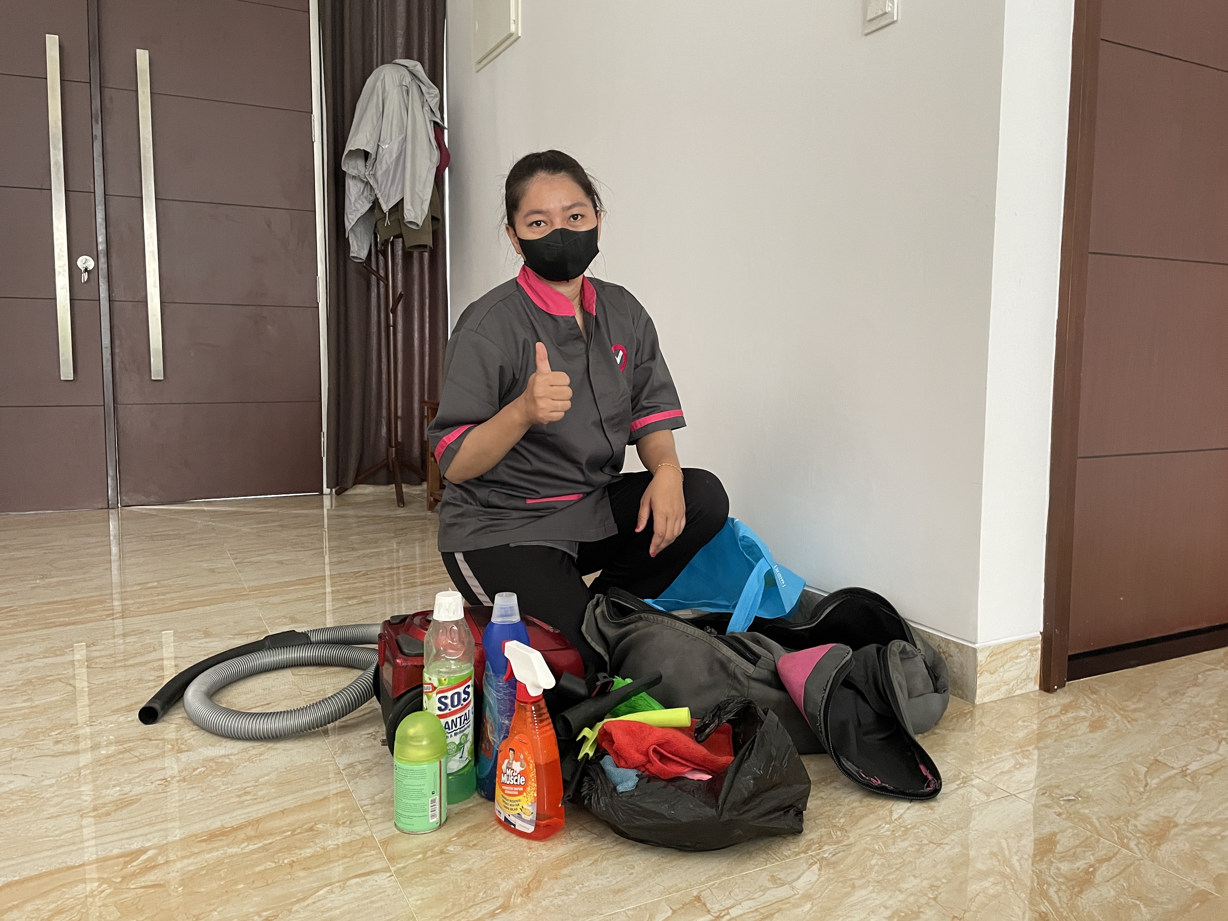 mitra cleaning dan kelengkapan alatnya.JPG